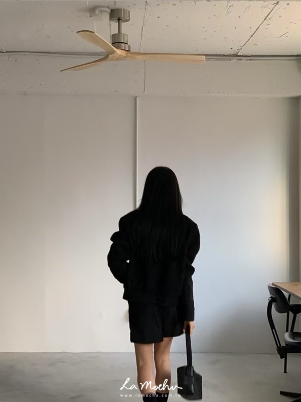 夾克式挺版銀扣小香外套